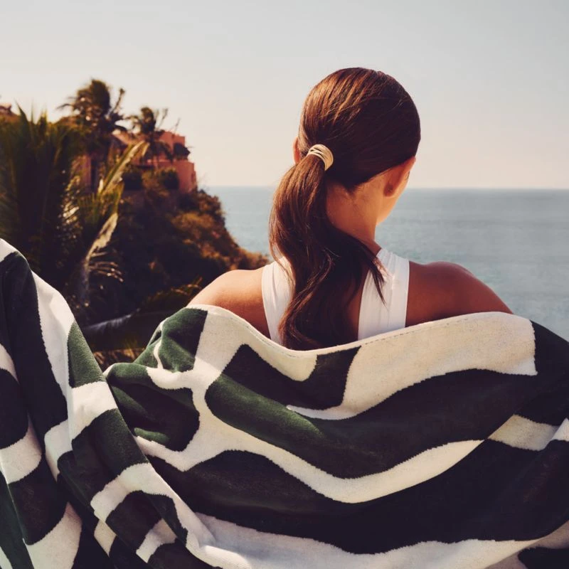 Parc Organic Cotton Green Beach Towel 4 Parc Organic Cotton Green Beach Towel - Image 4