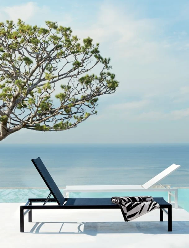Idle Black Outdoor Sun Lounger 2 Idle Black Outdoor Sun Lounger - Image 2