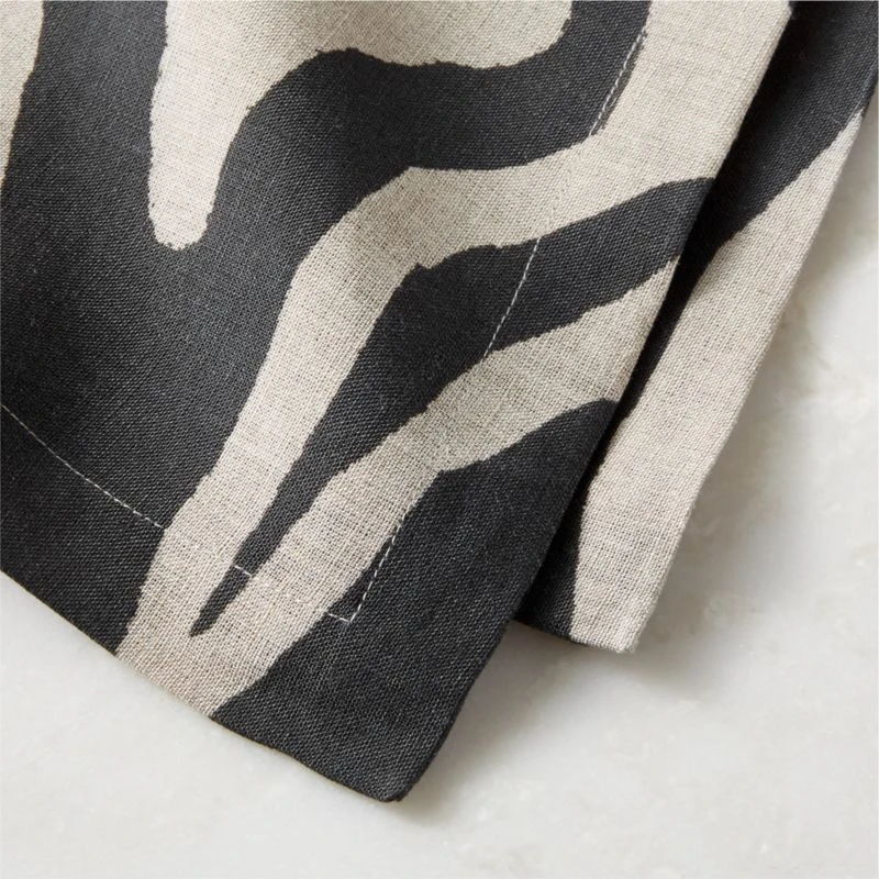 Linho Zebra Print EUROPEAN FLAX™-Certified Linen Napkin 3 Linho Zebra Print EUROPEAN FLAX™-Certified Linen Napkin - Image 3